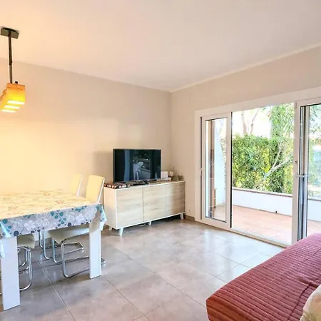 Bajo Con Jardin Cerca De La Playa By Host&joy